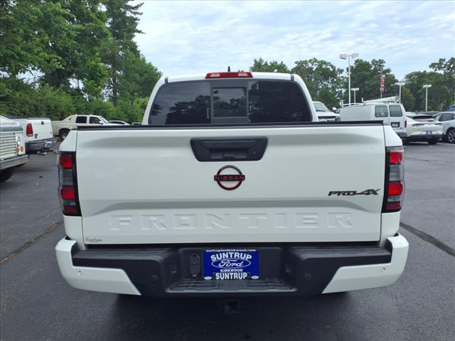 2022 Nissan Frontier PRO-4X