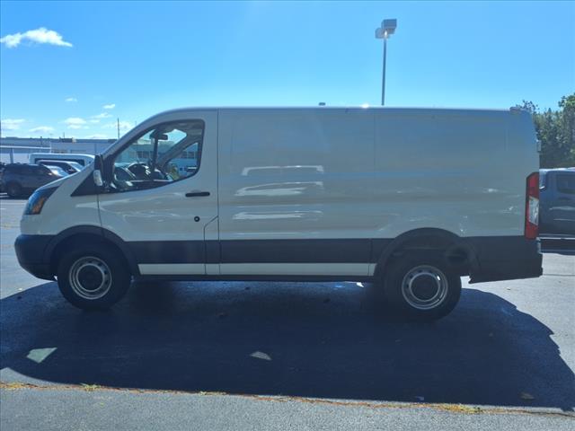 2018 Ford Transit Base
