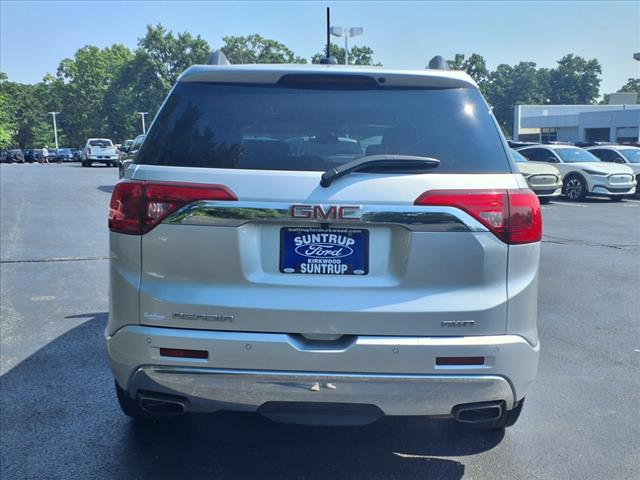 2019 GMC Acadia Denali
