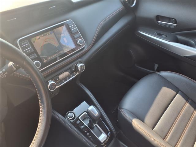 2020 Nissan Kicks SR