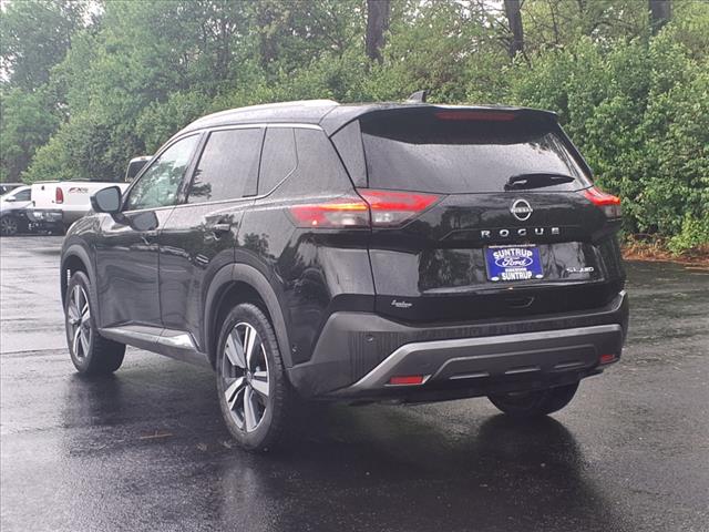 2023 Nissan Rogue SL