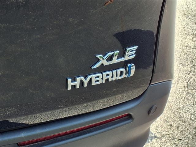 2023 Toyota Sienna XLE 8-Passenger