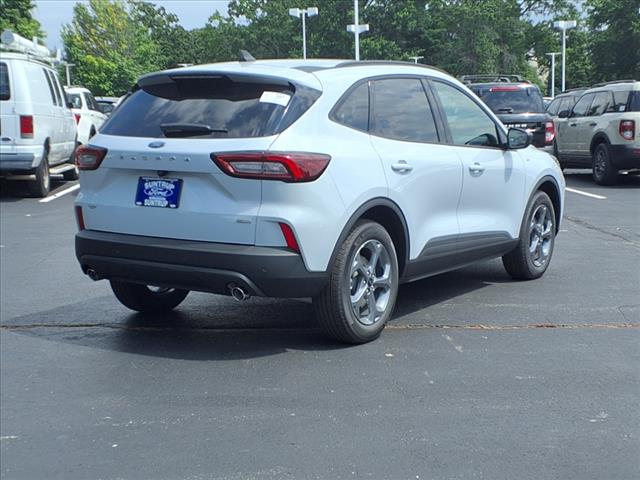 2025 Ford Escape Hybrid ST-Line