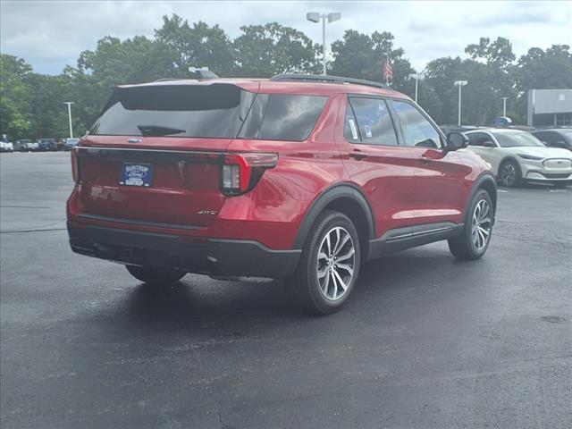 2025 Ford Explorer ST-Line