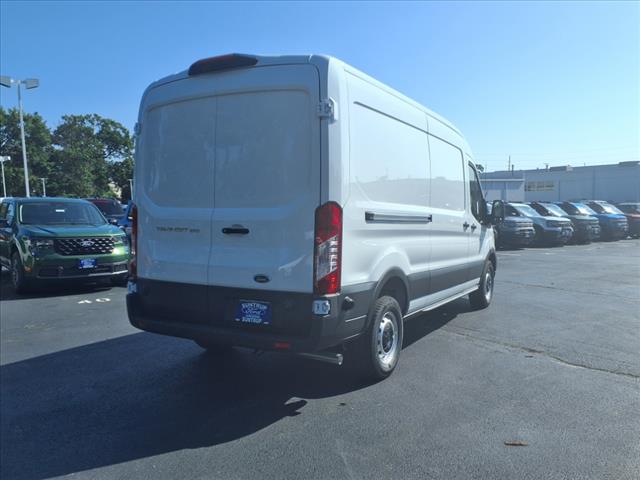 2025 Ford Transit 250