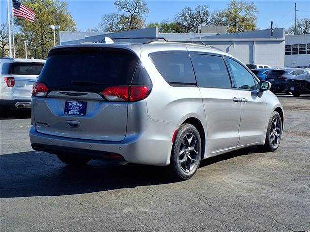 2020 Chrysler Pacifica Touring L Plus