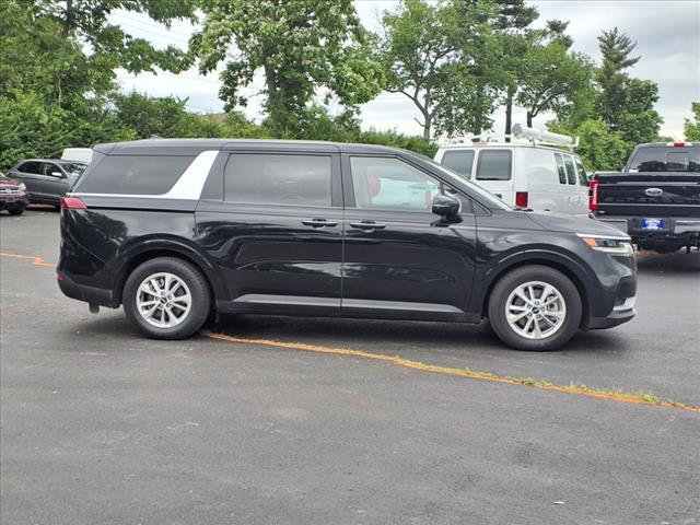 2023 Kia Carnival LX
