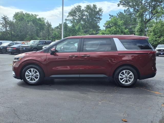2024 Kia Carnival LX