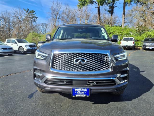 2023 INFINITI QX80 LUXE