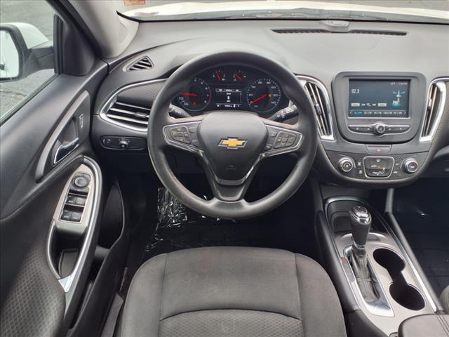 2017 Chevrolet Malibu LT 1LT
