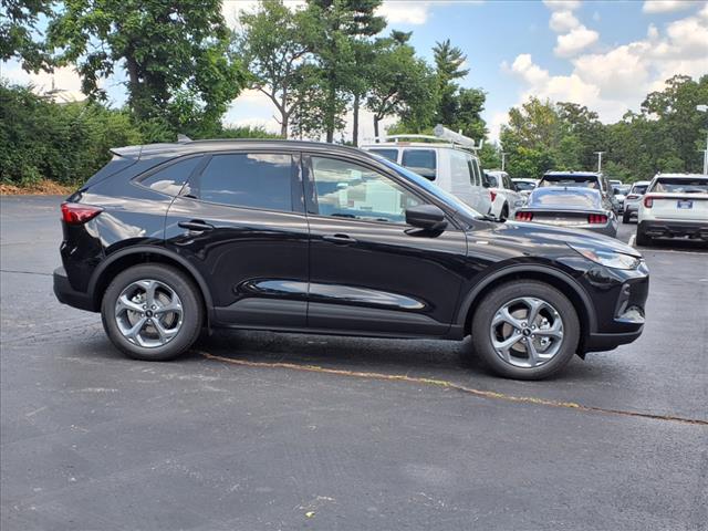 2025 Ford Escape Hybrid ST-Line HEV