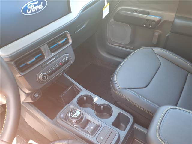 2025 Ford Maverick LOBO
