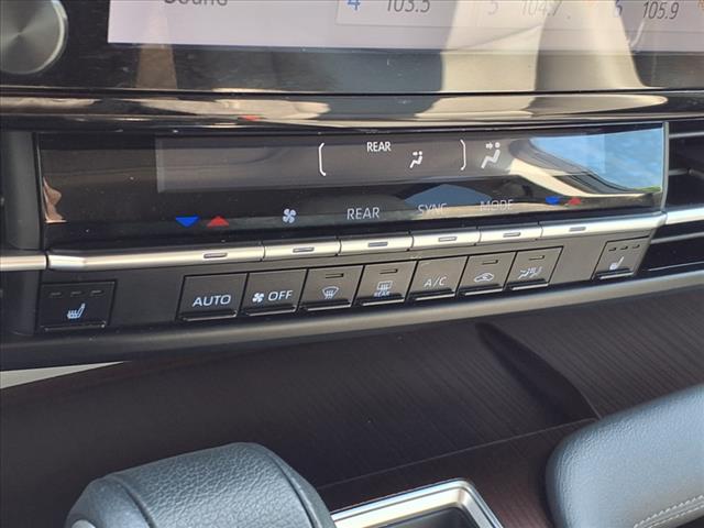 2023 Toyota Sienna XLE 8-Passenger