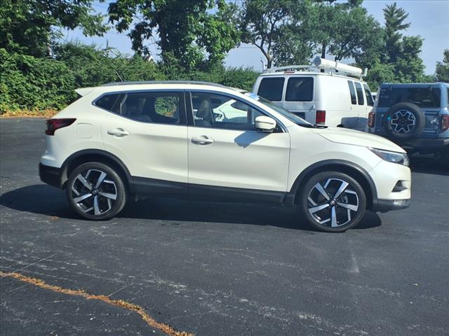 2022 Nissan Rogue Sport SL
