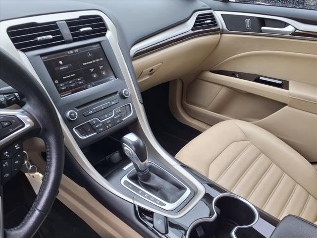 2016 Ford Fusion SE