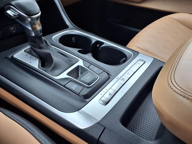 2023 Kia Carnival LX