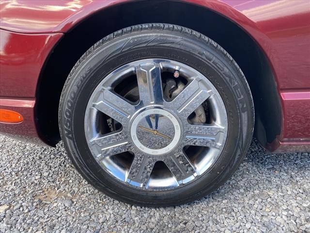2004 Ford Thunderbird Deluxe - Photo 10