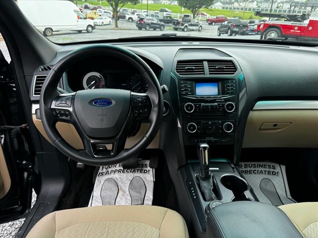 2017 Ford Explorer Base - Photo 11