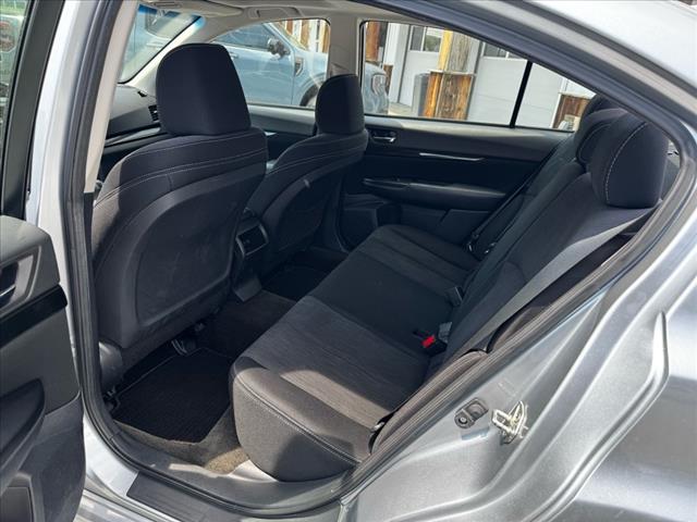 2013 Subaru Legacy 2.5i - Photo 11