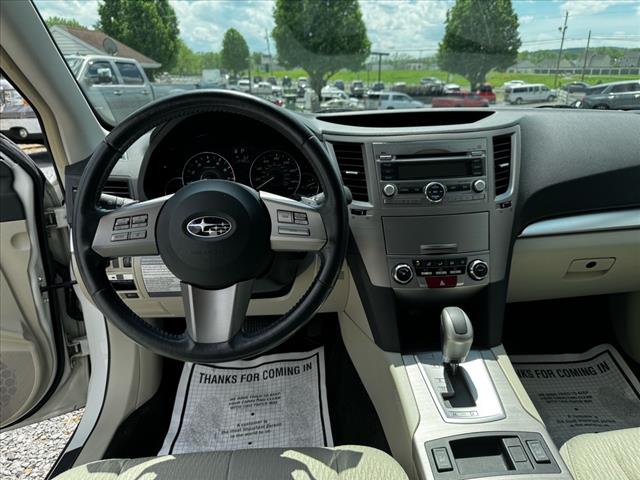 2011 Subaru Outback 2.5i Premium - Photo 11