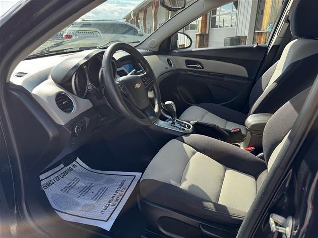 2013 Chevrolet Cruze LS Auto - Photo 12