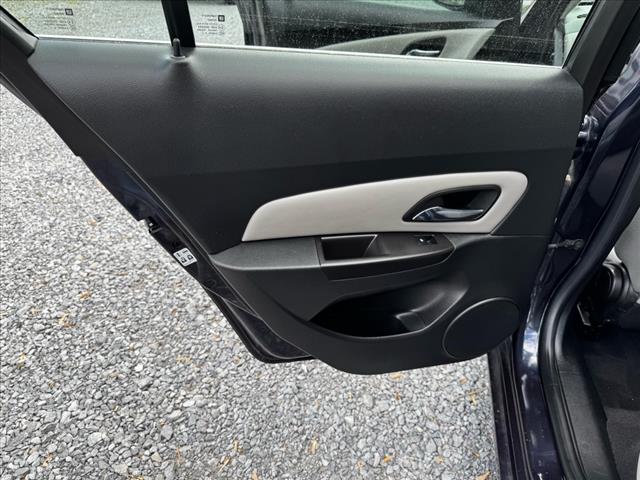2015 Chevrolet Cruze 1LT Auto - Photo 12