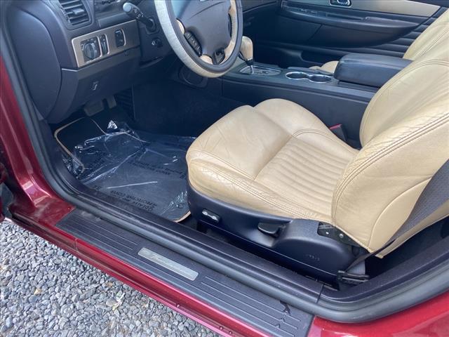 2004 Ford Thunderbird Deluxe - Photo 13