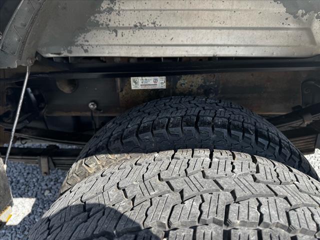 2004 Chevrolet Silverado 3500 LS - Photo 13
