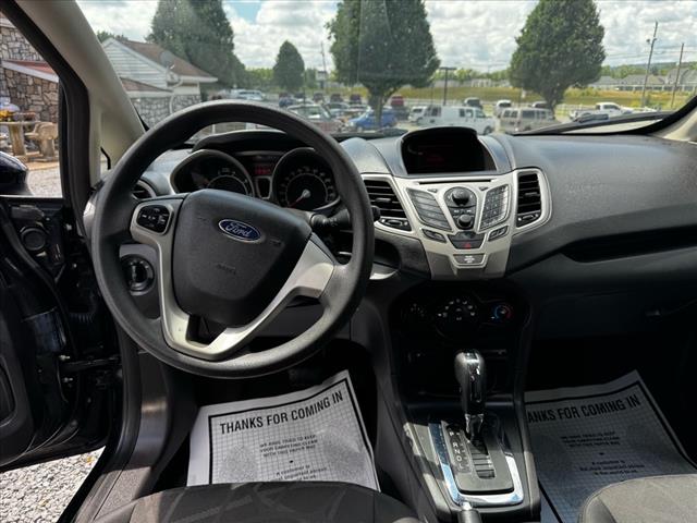 2012 Ford Fiesta SE - Photo 13