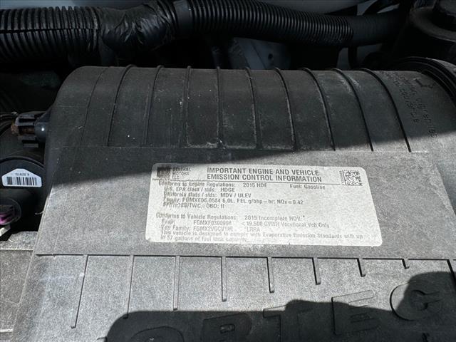 2015 Chevrolet Express 3500 - Photo 14