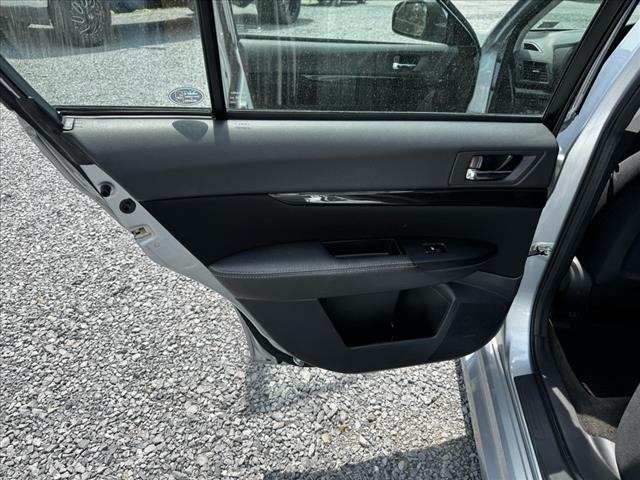2013 Subaru Legacy 2.5i - Photo 14
