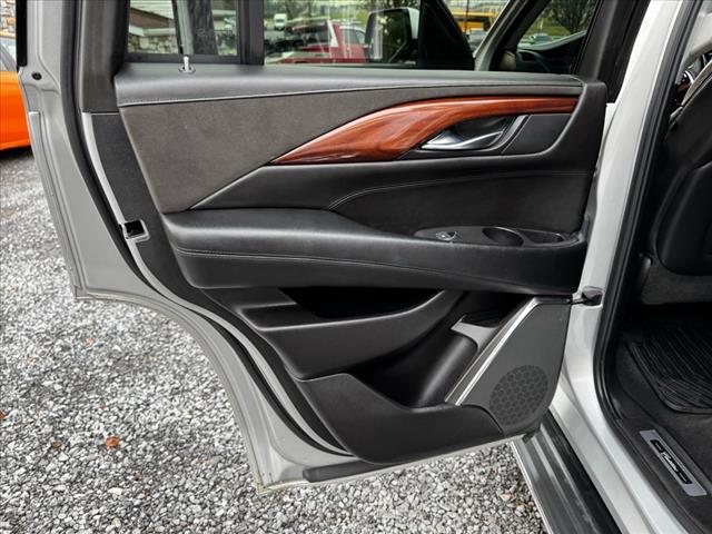 2016 Cadillac Escalade Luxury Collection - Photo 15