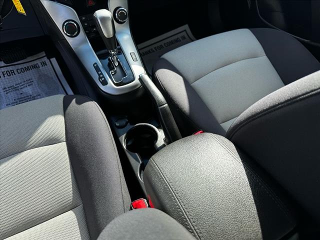 2013 Chevrolet Cruze LS Auto - Photo 16