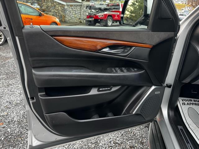 2016 Cadillac Escalade Luxury Collection - Photo 16