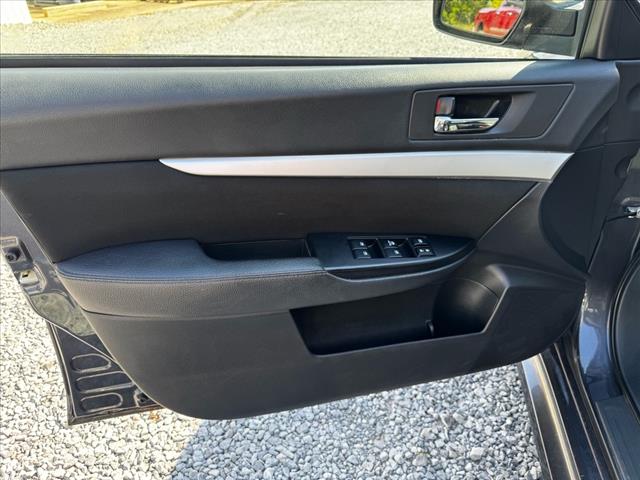 2013 Subaru Legacy 2.5i Sport - Photo 18