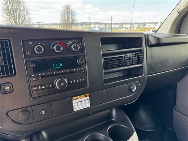 2012 Chevrolet Express LS 3500 - Photo 19