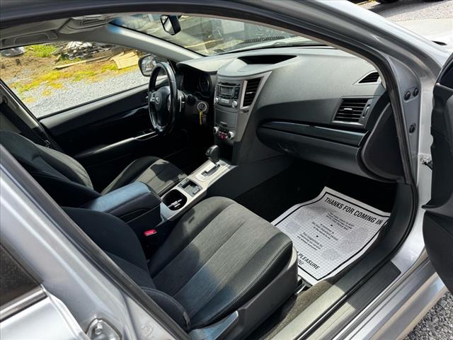 2013 Subaru Legacy 2.5i - Photo 19