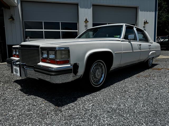 1988 Cadillac Brougham Base - Photo 1