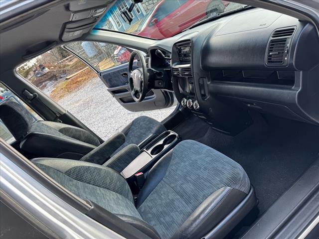 2004 Honda CR-V LX - Photo 20