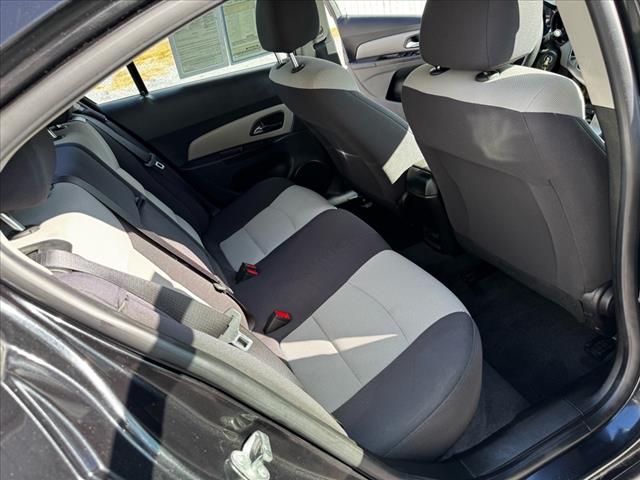 2013 Chevrolet Cruze LS Auto - Photo 22