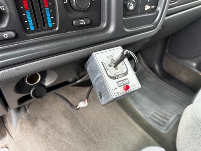 2005 Chevrolet Silverado 3500 LS - Photo 23