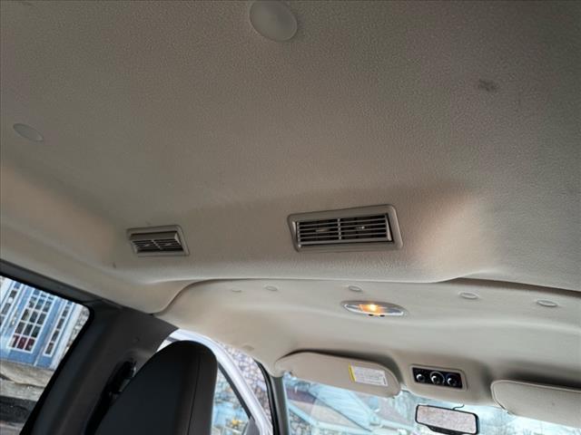 2012 Chevrolet Express LS 3500 - Photo 23