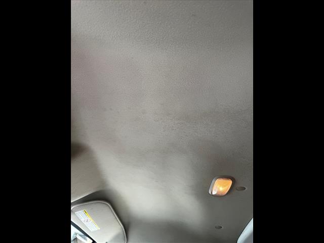 2015 Chevrolet Express 3500 - Photo 24