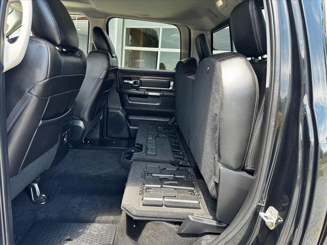 2015 RAM 3500 Laramie - Photo 24