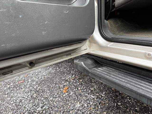 2005 Chevrolet Silverado 3500 LS - Photo 25