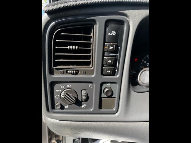 2004 Chevrolet Silverado 3500 LS - Photo 25