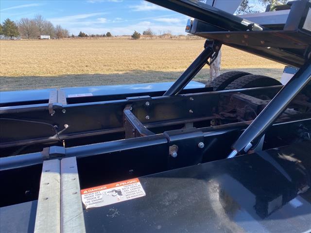 2017 International 4300 SBA Rollback - Photo 25