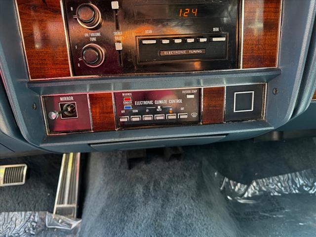 1988 Cadillac Brougham Base - Photo 29