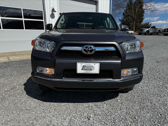 2011 Toyota 4Runner SR5 - Photo 2