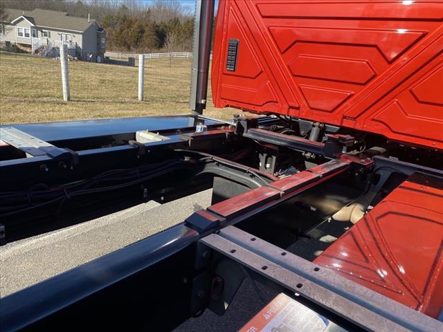 2017 International 4300 SBA Rollback - Photo 32